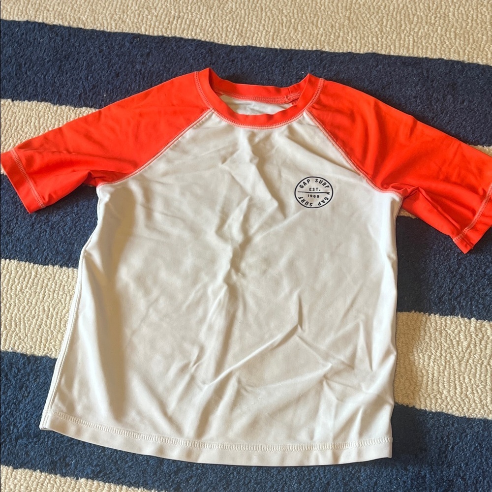 Gap rash guard